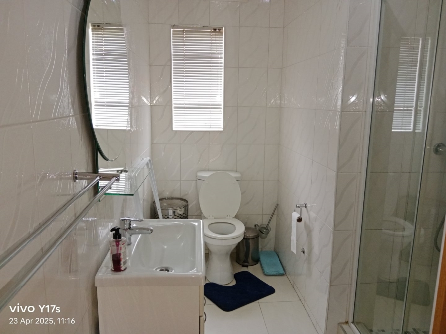 5 Bedroom Property for Sale in Allandale KwaZulu-Natal