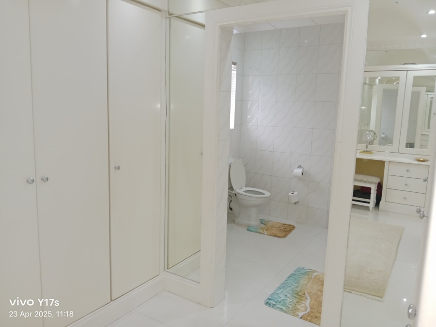 5 Bedroom Property for Sale in Allandale KwaZulu-Natal