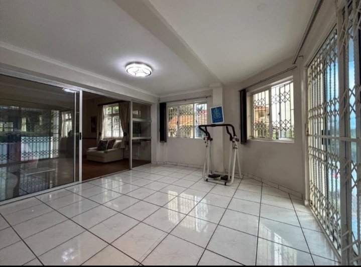 3 Bedroom Property for Sale in Glenwood KwaZulu-Natal