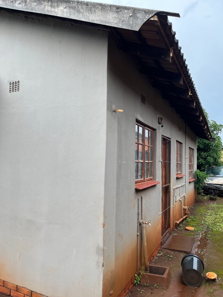 2 Bedroom Property for Sale in Umhlathuze KwaZulu-Natal