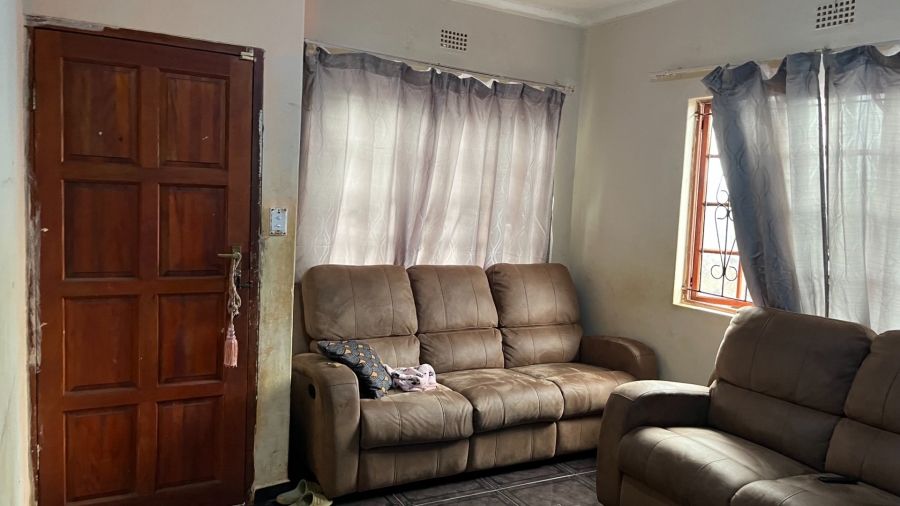 2 Bedroom Property for Sale in Umhlathuze KwaZulu-Natal