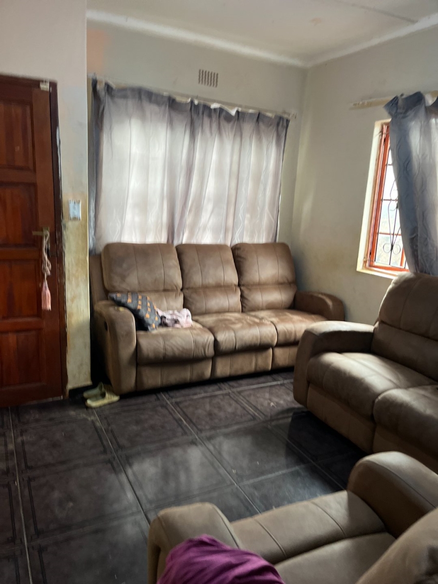 2 Bedroom Property for Sale in Umhlathuze KwaZulu-Natal
