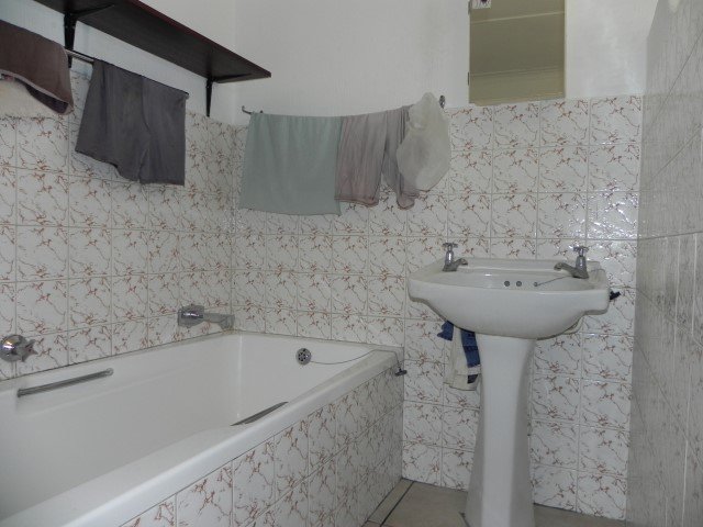 2 Bedroom Property for Sale in Margate KwaZulu-Natal