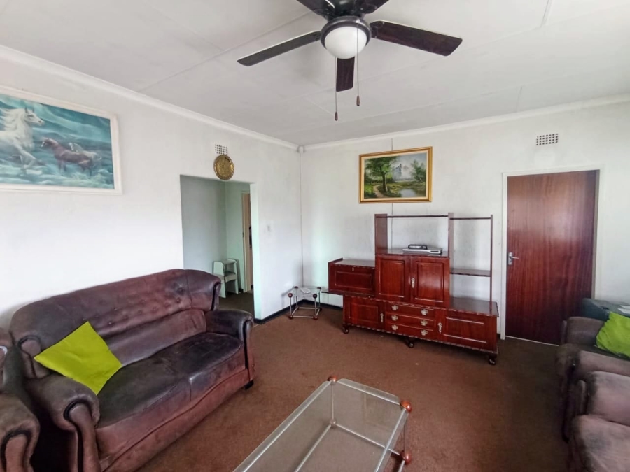 4 Bedroom Property for Sale in Glencoe KwaZulu-Natal