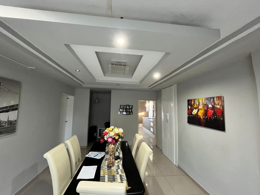 5 Bedroom Property for Sale in Barry Hertzog Park KwaZulu-Natal