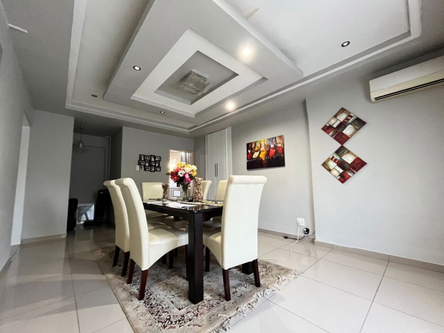 5 Bedroom Property for Sale in Barry Hertzog Park KwaZulu-Natal