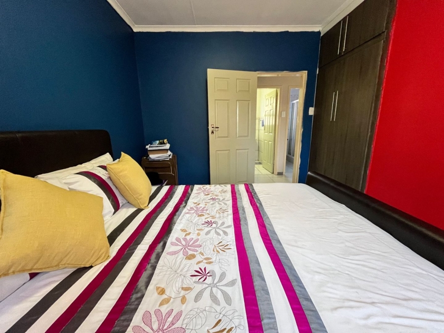 5 Bedroom Property for Sale in Barry Hertzog Park KwaZulu-Natal