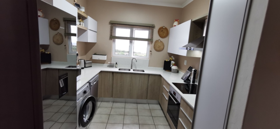 2 Bedroom Property for Sale in Freeland Park KwaZulu-Natal