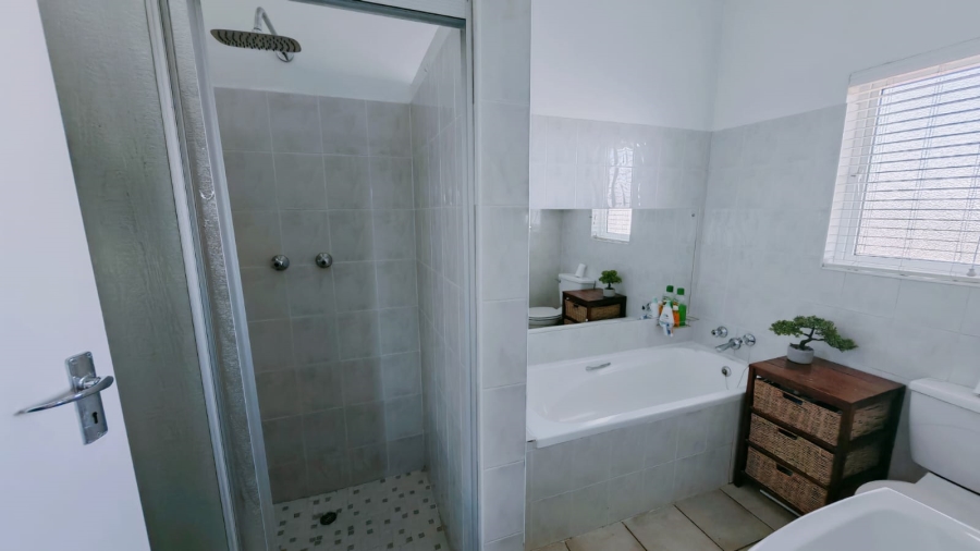 2 Bedroom Property for Sale in Freeland Park KwaZulu-Natal