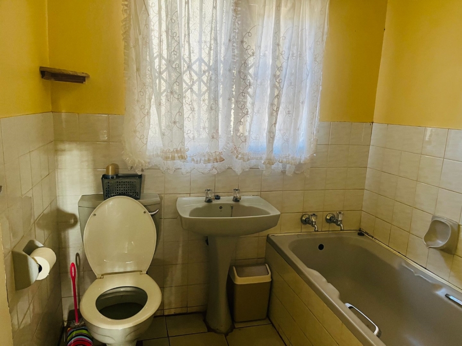 4 Bedroom Property for Sale in Richem KwaZulu-Natal