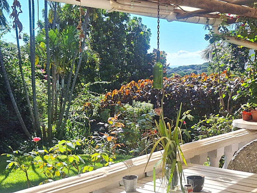6 Bedroom Property for Sale in Uvongo KwaZulu-Natal