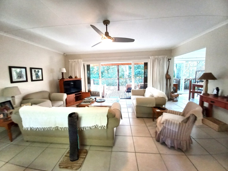 3 Bedroom Property for Sale in Uvongo KwaZulu-Natal
