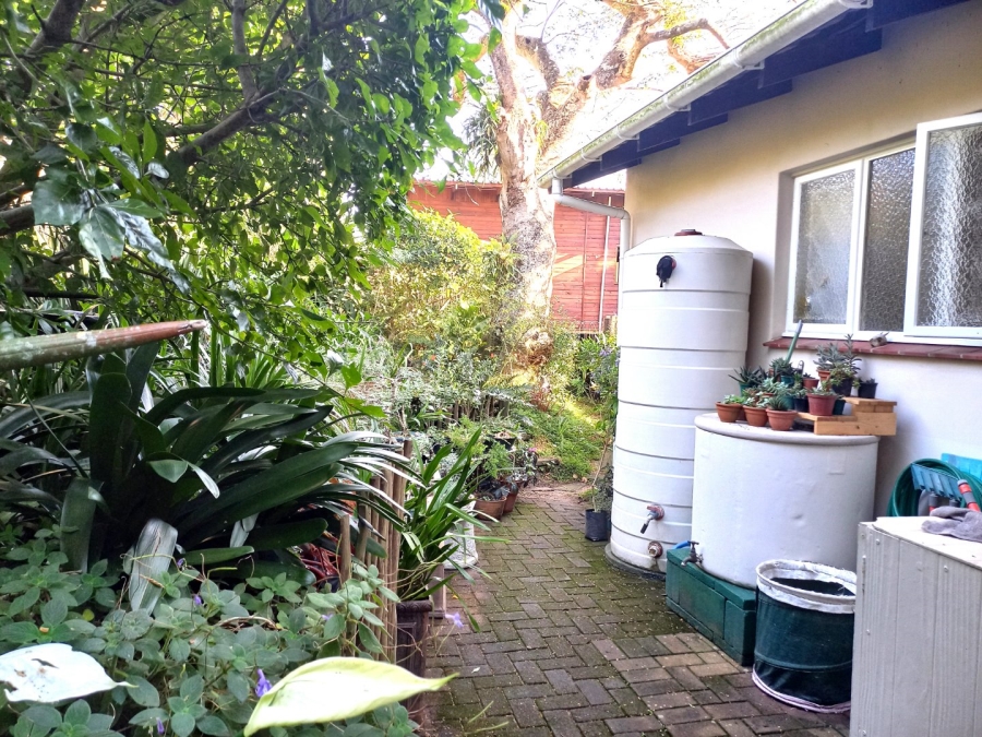 3 Bedroom Property for Sale in Uvongo KwaZulu-Natal