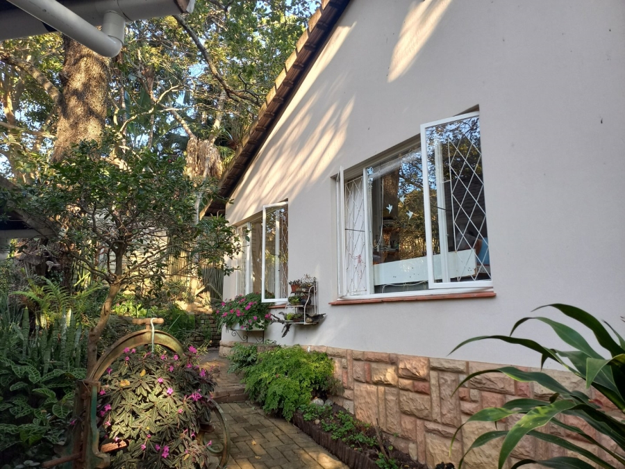 3 Bedroom Property for Sale in Uvongo KwaZulu-Natal