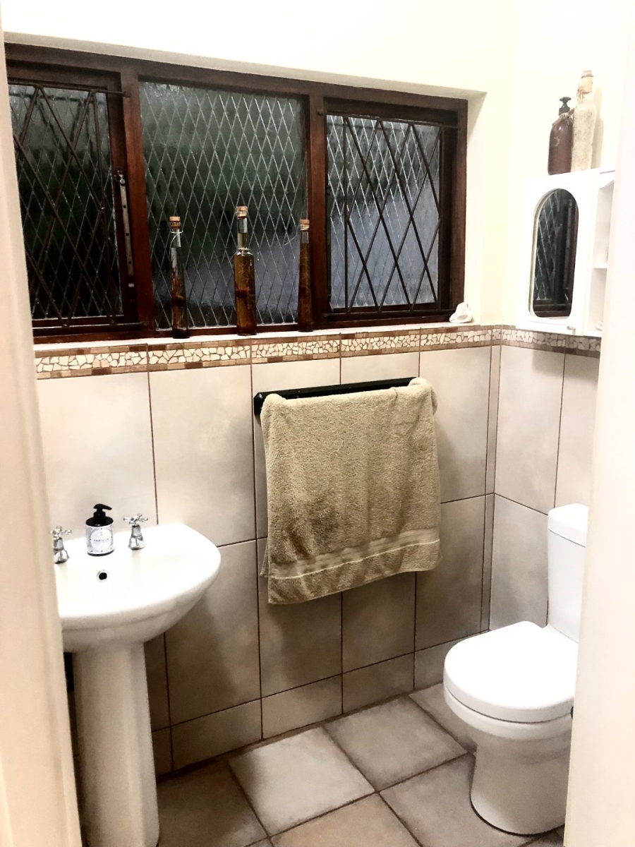 4 Bedroom Property for Sale in Umtentweni KwaZulu-Natal