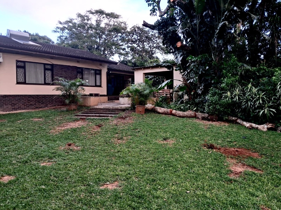 4 Bedroom Property for Sale in Umtentweni KwaZulu-Natal