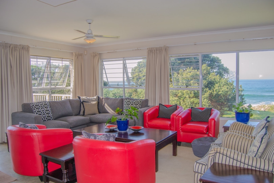 5 Bedroom Property for Sale in Umtentweni KwaZulu-Natal