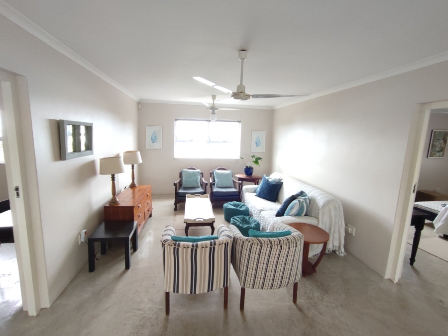 5 Bedroom Property for Sale in Umtentweni KwaZulu-Natal