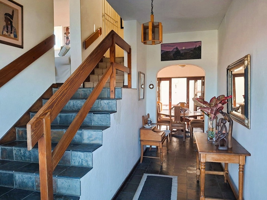 4 Bedroom Property for Sale in Uvongo KwaZulu-Natal
