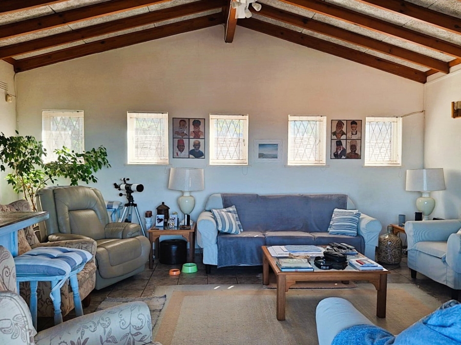4 Bedroom Property for Sale in Uvongo KwaZulu-Natal