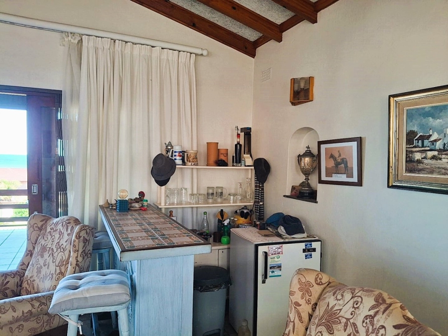 4 Bedroom Property for Sale in Uvongo KwaZulu-Natal