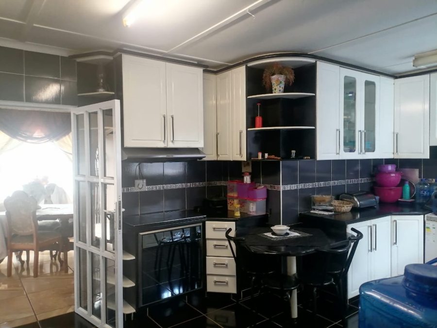  Bedroom Property for Sale in Esikhawini KwaZulu-Natal