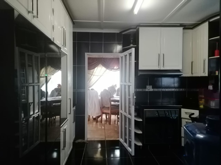  Bedroom Property for Sale in Esikhawini KwaZulu-Natal