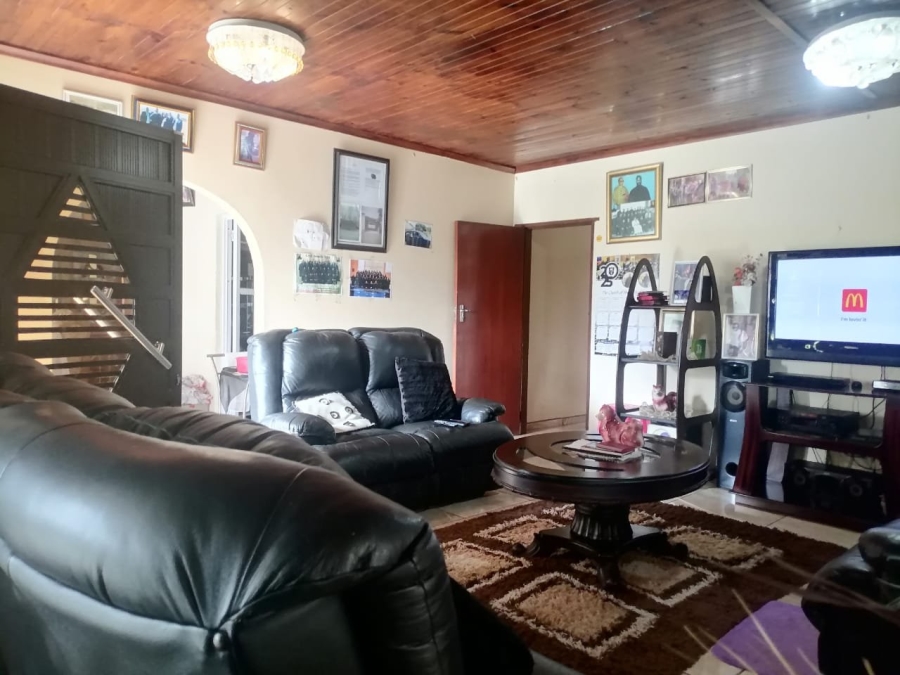  Bedroom Property for Sale in Esikhawini KwaZulu-Natal