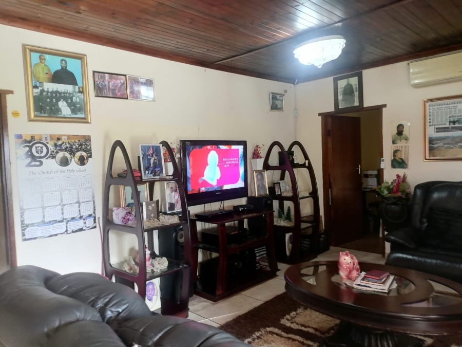  Bedroom Property for Sale in Esikhawini KwaZulu-Natal