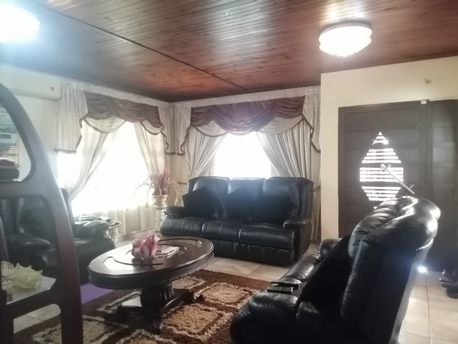  Bedroom Property for Sale in Esikhawini KwaZulu-Natal