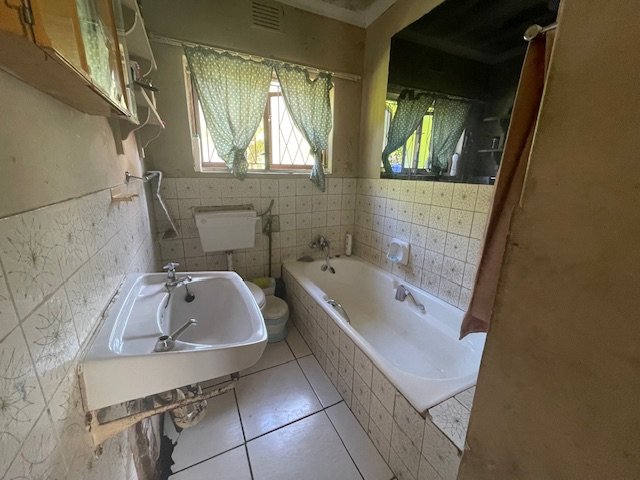 3 Bedroom Property for Sale in Sea Park KwaZulu-Natal