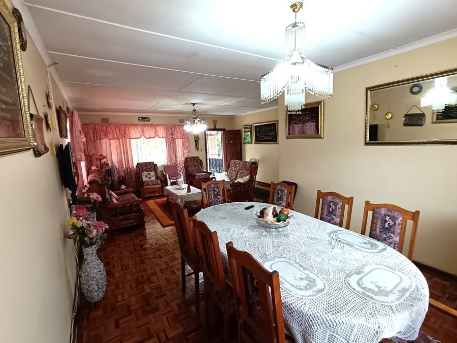 5 Bedroom Property for Sale in Asoka Heights KwaZulu-Natal