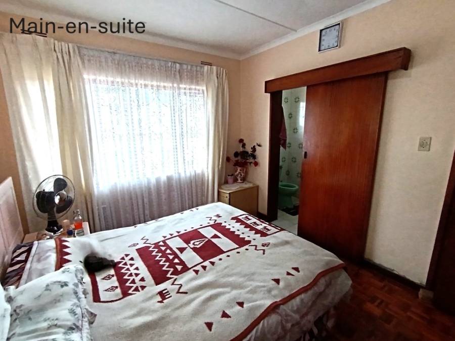 5 Bedroom Property for Sale in Asoka Heights KwaZulu-Natal