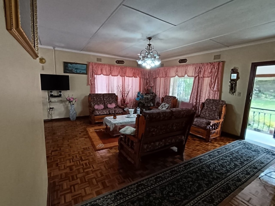 5 Bedroom Property for Sale in Asoka Heights KwaZulu-Natal