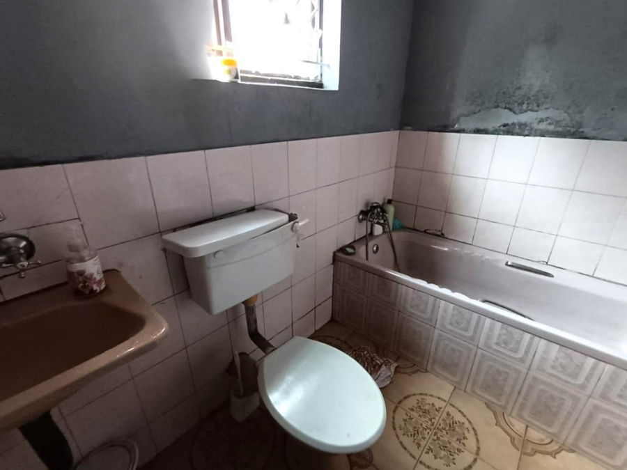 5 Bedroom Property for Sale in Asoka Heights KwaZulu-Natal