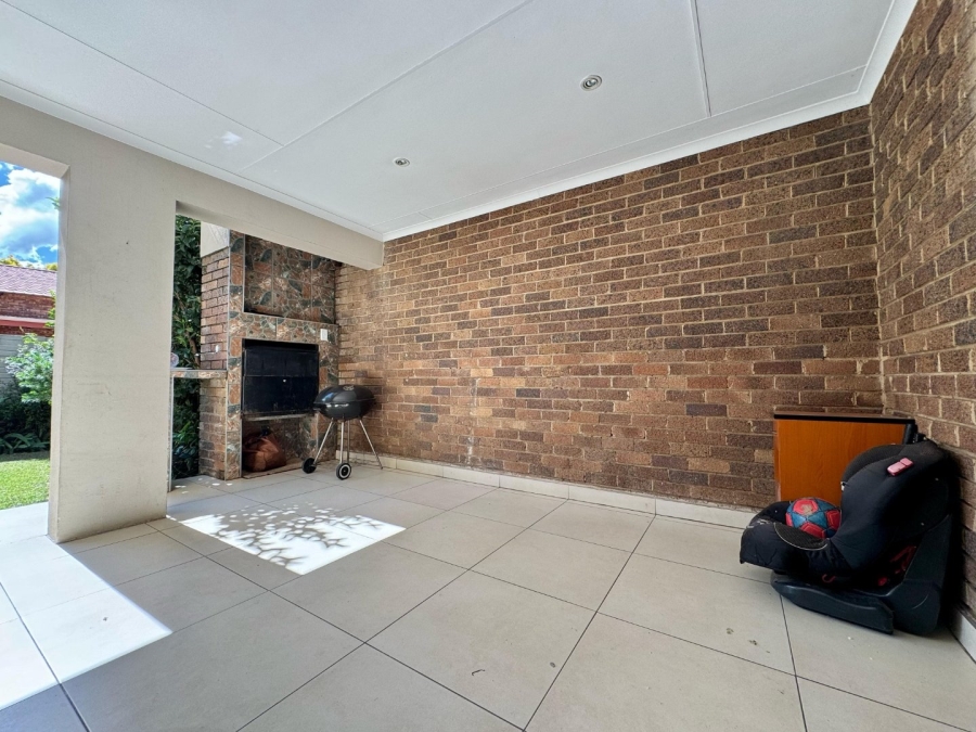 To Let 3 Bedroom Property for Rent in Huttenheights KwaZulu-Natal