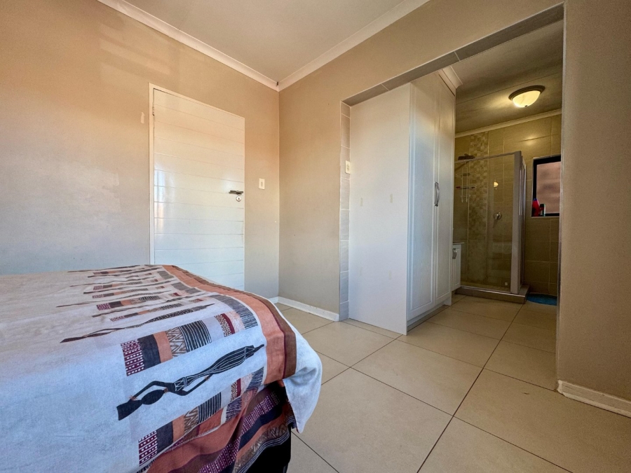 To Let 3 Bedroom Property for Rent in Huttenheights KwaZulu-Natal
