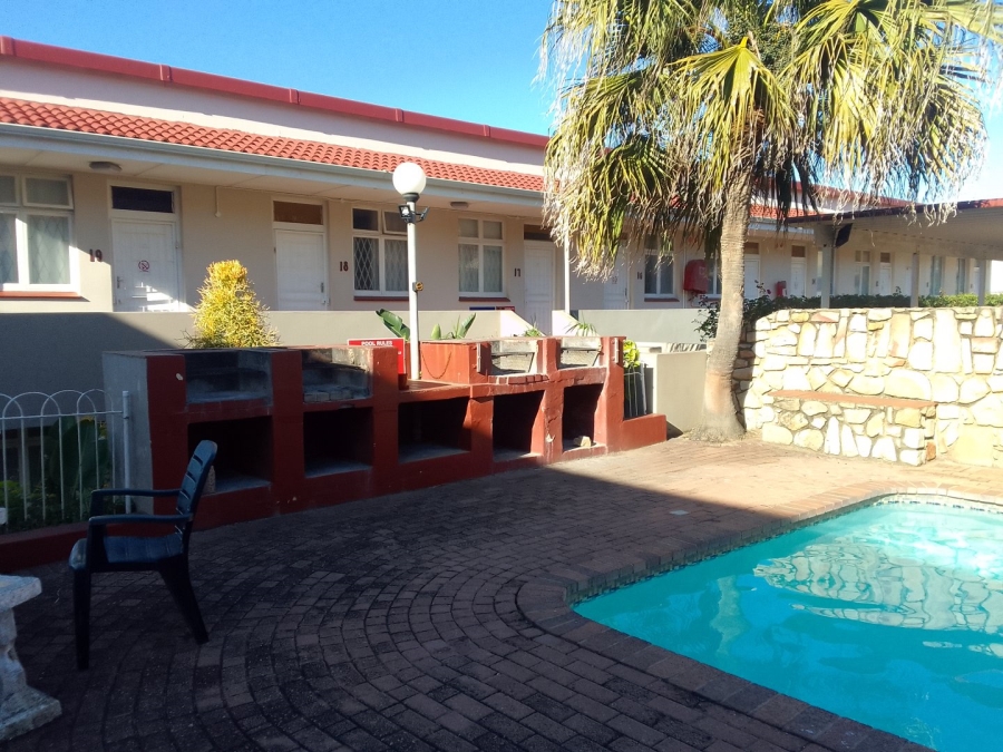 2 Bedroom Property for Sale in Uvongo KwaZulu-Natal