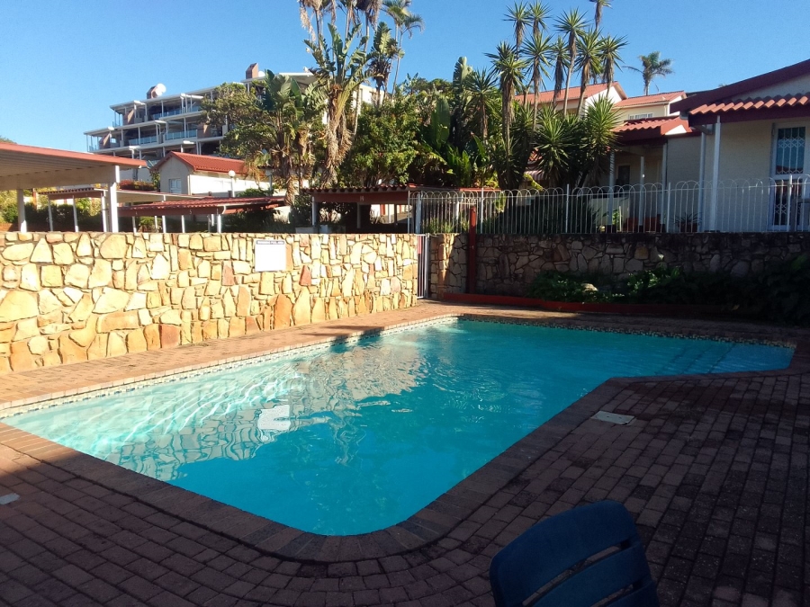 2 Bedroom Property for Sale in Uvongo KwaZulu-Natal