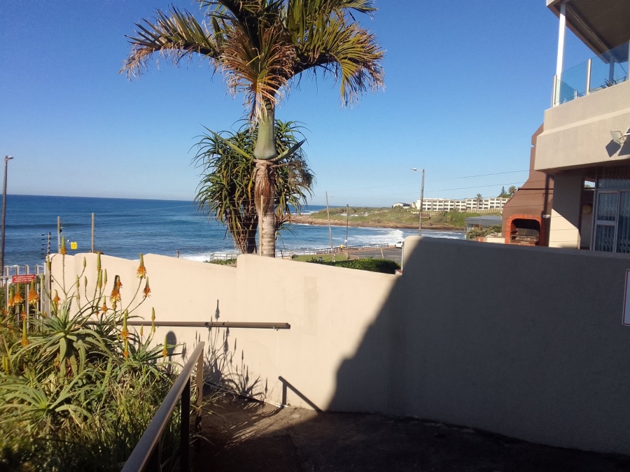 2 Bedroom Property for Sale in Uvongo KwaZulu-Natal