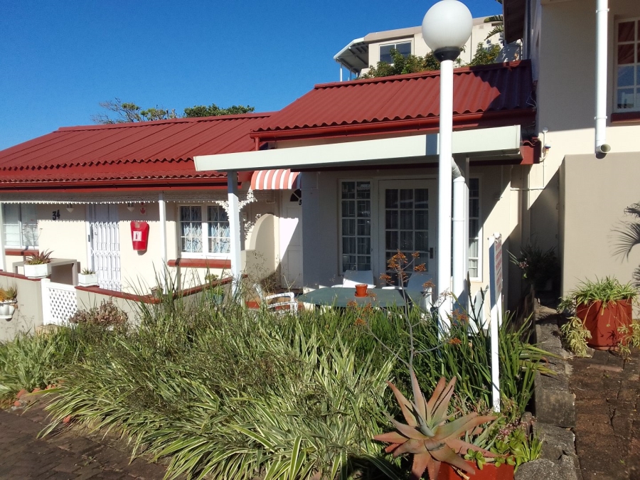 2 Bedroom Property for Sale in Uvongo KwaZulu-Natal