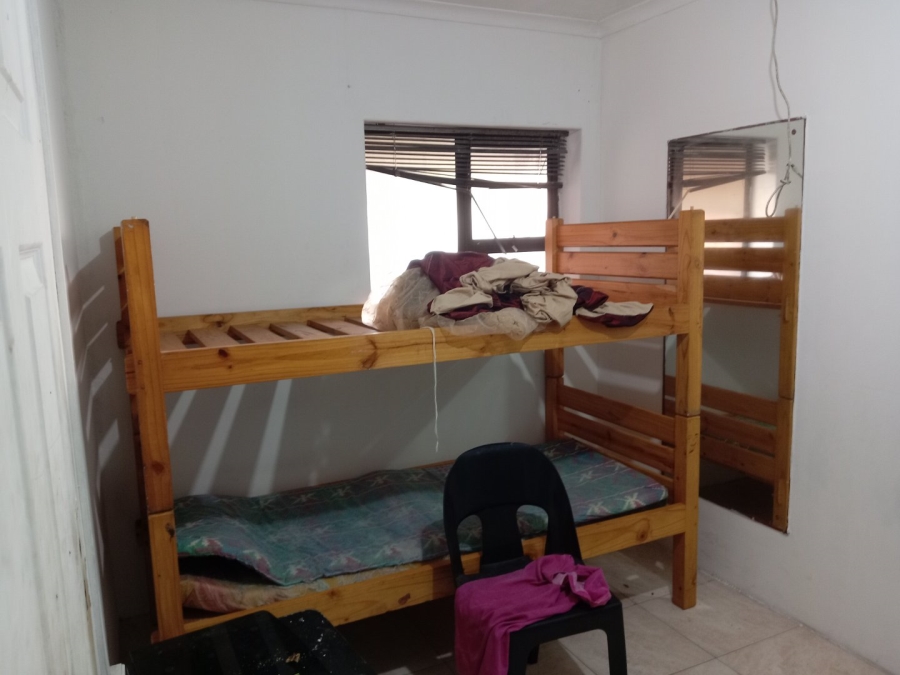 3 Bedroom Property for Sale in Umtentweni KwaZulu-Natal