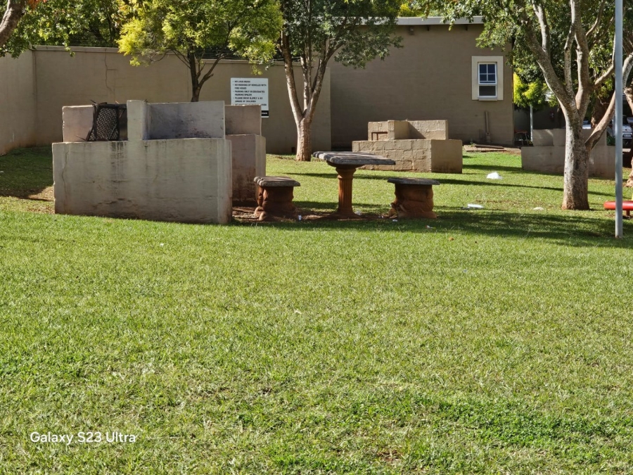 2 Bedroom Property for Sale in Sunnyridge KwaZulu-Natal