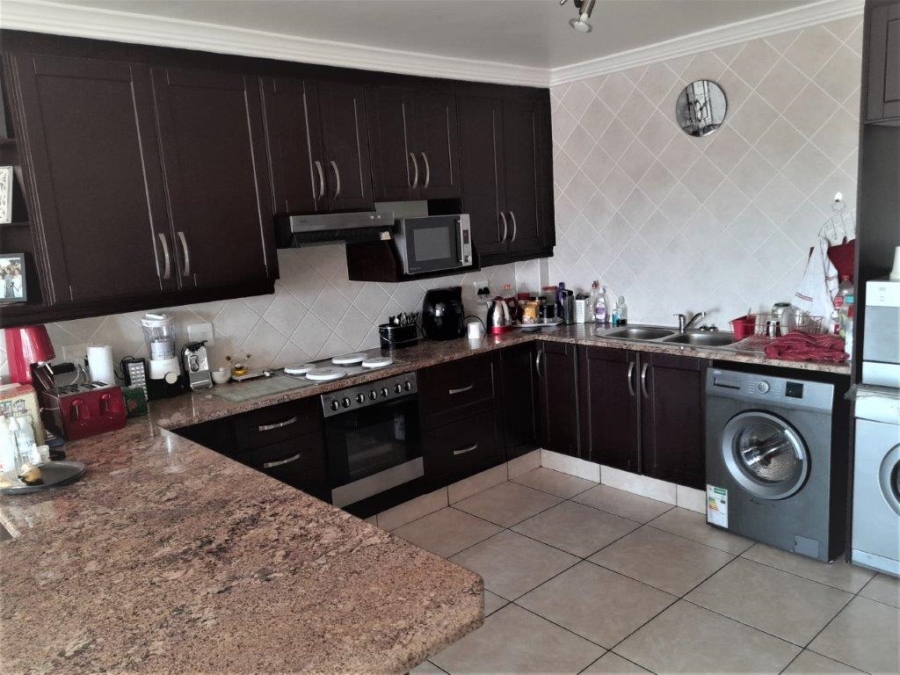 3 Bedroom Property for Sale in St Michaels On Sea KwaZulu-Natal