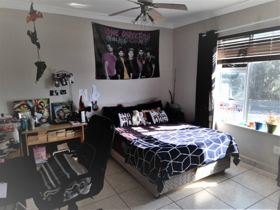 3 Bedroom Property for Sale in St Michaels On Sea KwaZulu-Natal
