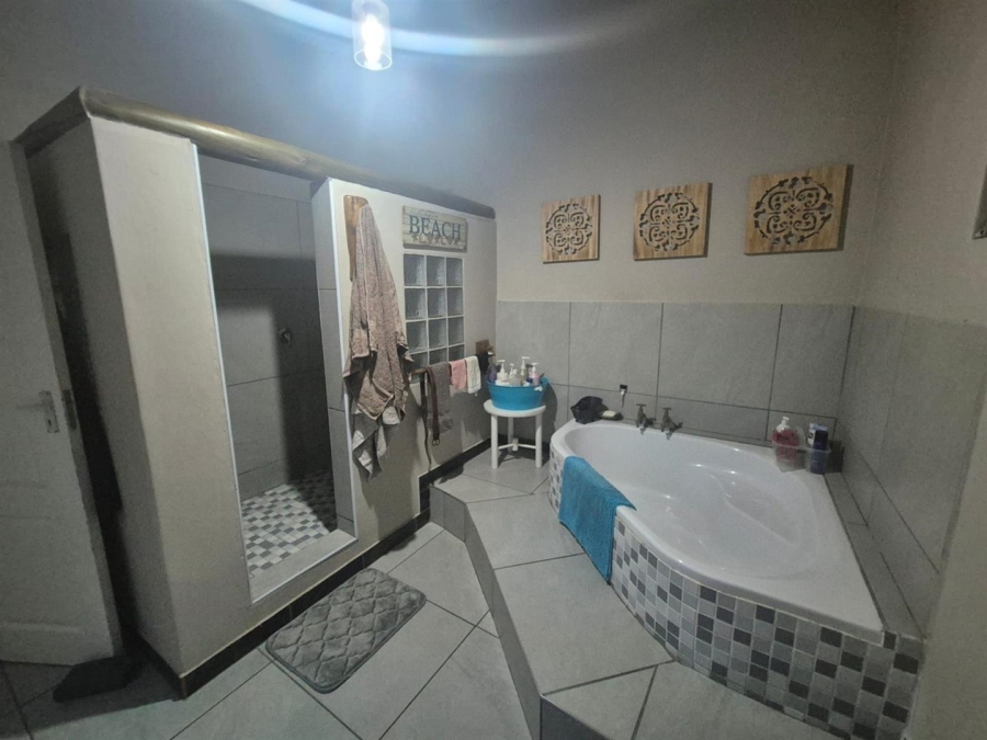 4 Bedroom Property for Sale in Paddock KwaZulu-Natal