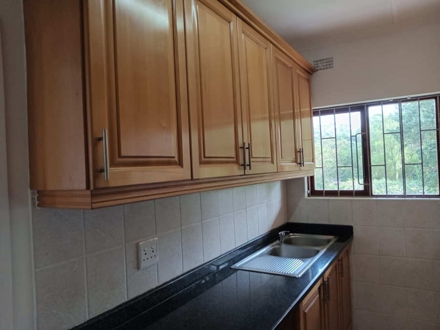 2 Bedroom Property for Sale in Umtentweni KwaZulu-Natal