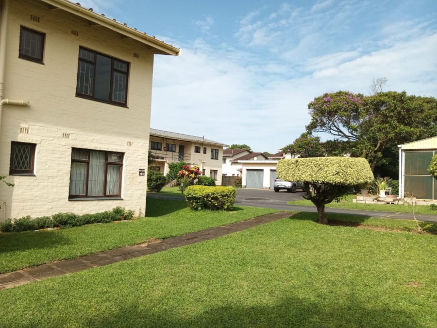 2 Bedroom Property for Sale in Umtentweni KwaZulu-Natal