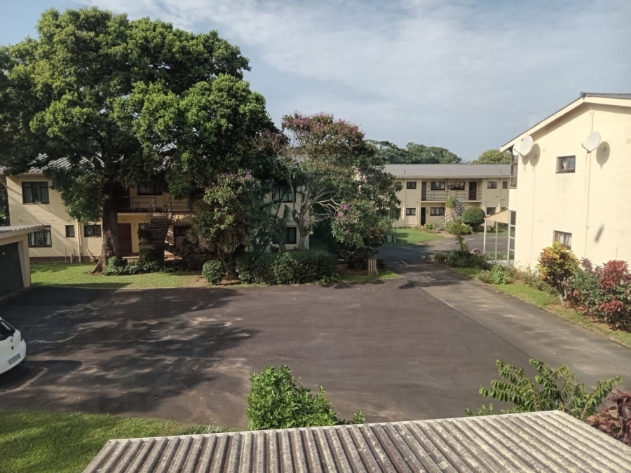 2 Bedroom Property for Sale in Umtentweni KwaZulu-Natal