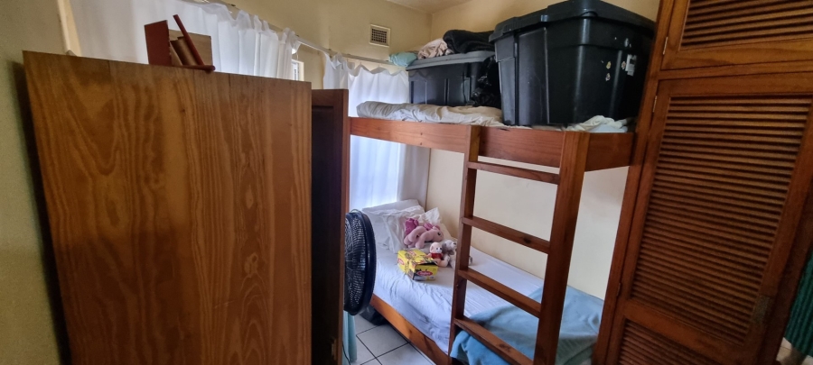 2 Bedroom Property for Sale in Uvongo KwaZulu-Natal